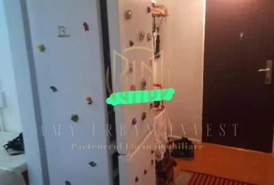 Apartament cu 3 camere decomandat în Titan - 2