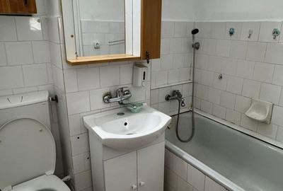 Garsonieră decomandată în Micro 15 - 5