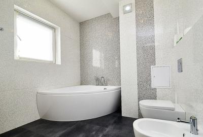 Apartament cu 2 camere decomandat în Central - 9