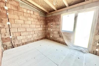 Casă cu 4 camere cu Teren 250 Mp în Bucovăț (Remetea Mare) - 10