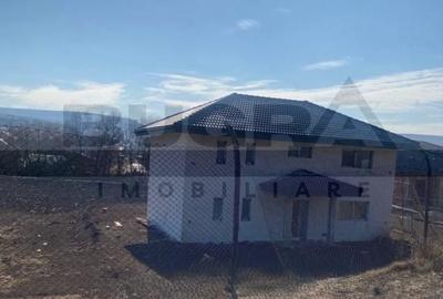 Casă individuală cu 4 camere cu Canalizare în Baciu - 1