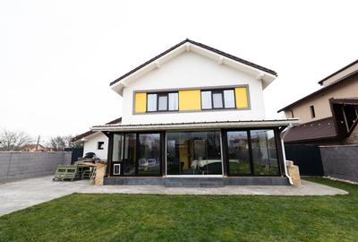 Casă cu 4 camere în Dumbrăvița - 3