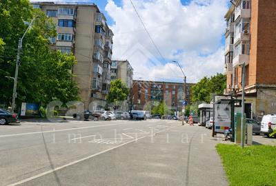 Apartament cu 4 camere decomandat în Central - 9