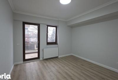 Apartament cu 3 camere semidecomandat în Dămăroaia - 6