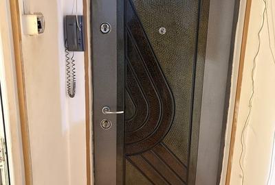 Garsonieră decomandată în Titan - 1