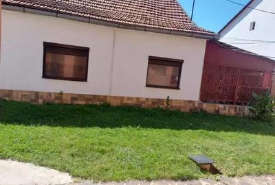 Casă cu 3 camere în Central - 4