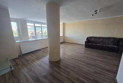 Apartament cu 3 camere de inchiriat  Bdul Grivitei Brasov - 15
