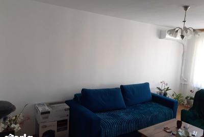 Apartament cu 3 camere în Berceni