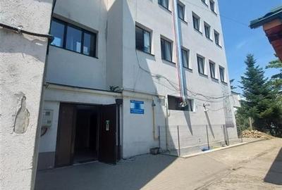 Cladire birouri / Spatiu Comercial in  Onesti de vanzare - 3