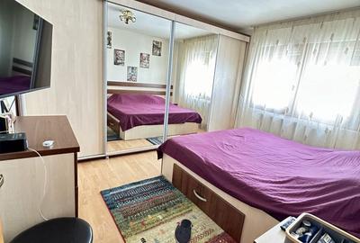 Apartament cu 3 camere decomandat în 1 Decembrie - 4
