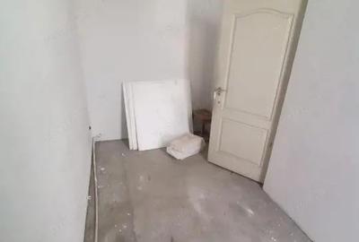 Casă cu 3 camere cu Teren 120 Mp în Central - 3