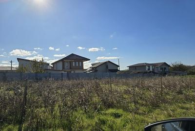 Teren de 400 mp, în Lazu - 4