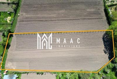 Teren  | Intravilan  | 3400 Mp | - 1