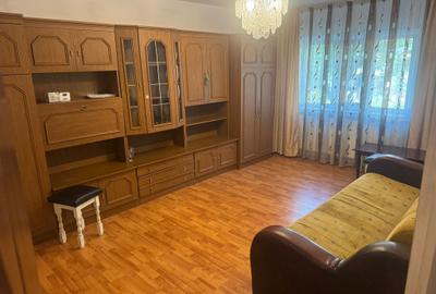 Apartament 2 camere decomandat zona Nicolina 57 mp