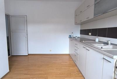 Spațiu comercial, de 43 mp, în Bucium - 7