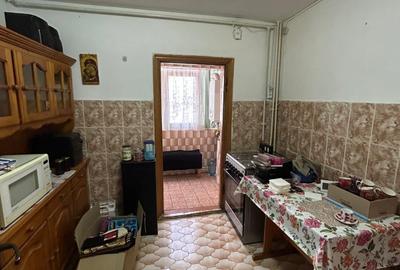 Apartament cu 3 camere, mobilat în Casa de Cultură - 5