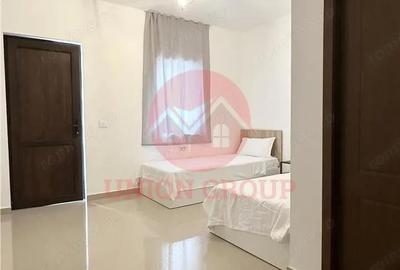 Spațiu comercial, de 500 mp, în Central - 8