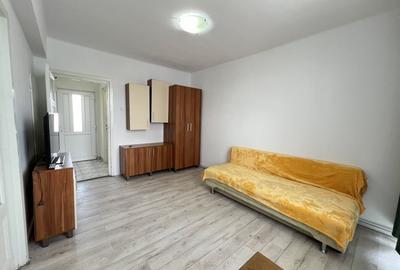 2 camere , 43 mp,  terasa, zona str.Mihai Viteazul , Centru