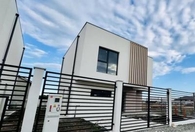 Casă cu 4 camere cu Teren 300 Mp în Lazu - 5