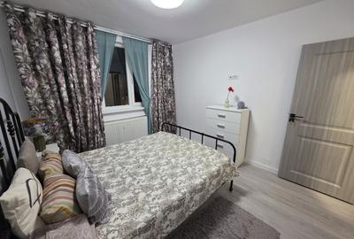 Apartament cu 2 camere decomandat în Titan