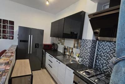 Apartament cu 2 camere semidecomandat, mobilat în Energia - 3