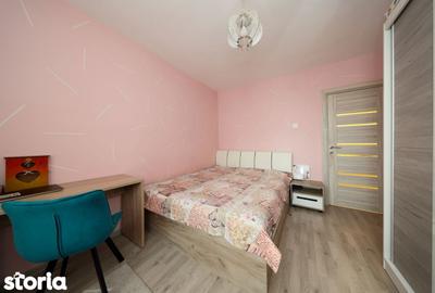 Apartament cu 3 camere decomandat în Florilor - 8