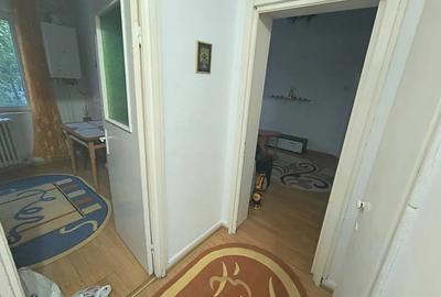 Apartament 2 camere, etaj 1/4, zona Podu Ros - 4