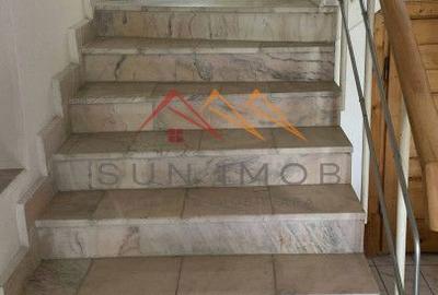 Casă cu 7 camere cu Teren 3100 Mp în Poiana - 4