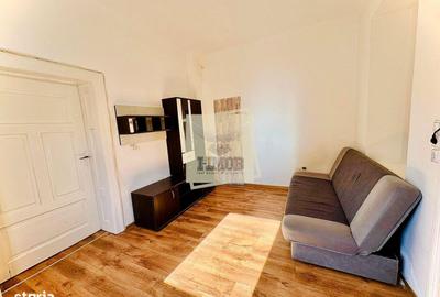 Casă cu 2 camere cu Teren 1000 Mp în Central - 1