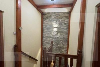 Casa cu 4 camere, 210 mp utili, teren cu 350 mp, Dambul Piet - 3