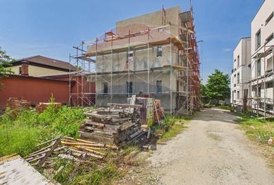 Casă cu 8 camere cu Teren 300 Mp în Ultracentral - 9