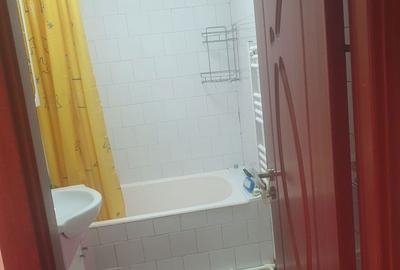 Apartament cu 2 camere decomandat în Slătinioara