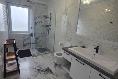 Duplex cu 3 camere cu Canalizare în Central - 3