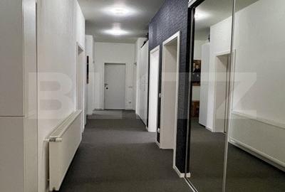 Casǎ cu 4 camere, zona Sanpetru - 13