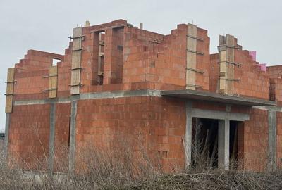 Casă cu 4 camere în Central - 3