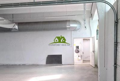 Spațiu comercial, de 2,400 mp, în Central - 3