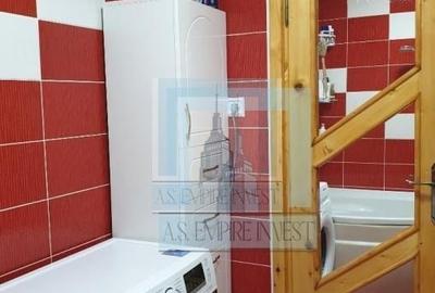 Apartament cu 4 camere decomandat, mobilat în Tractorul - 2