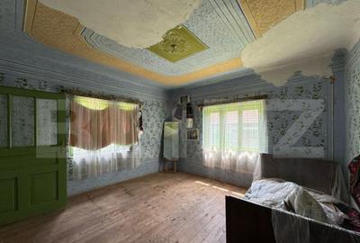 Casă cu 3 camere cu Teren 1789 Mp în Central - 2