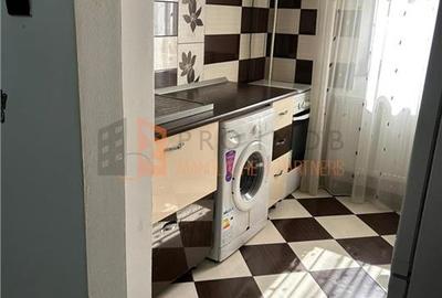 Garsonieră decomandată, mobilată în Micro 3 - 3