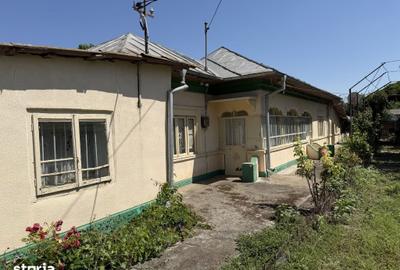 Casă cu 4 camere cu Teren 1386 Mp în Sohatu - 9
