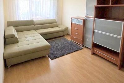 Apartament cu 3 camere decomandat în Mazepa 2