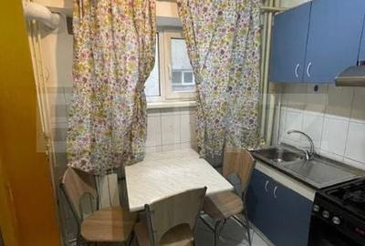 Apartament cu 3 camere decomandat în Șcheia - 4