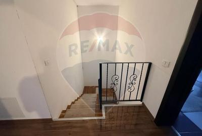 Casă cu 4 camere cu Teren 290 Mp în Sânpetru - 12