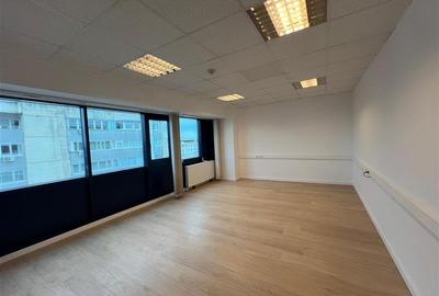 Spatiu de birouri renovat, Centrul Civic, Brasov - 23