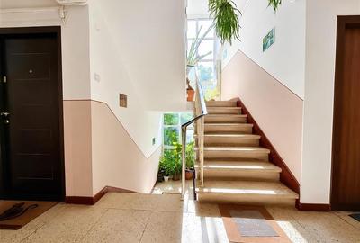 Apartament cu 2 camere decomandat, mobilat în Tractorul - 12