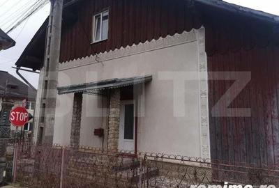 Casă cu 5 camere cu Teren 250 Mp în Central - 4