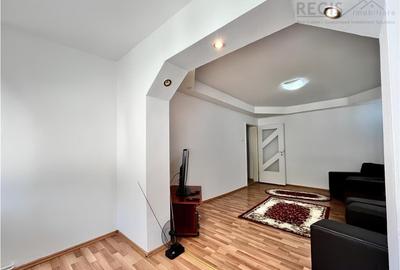 Apartament Decomandat cu 3 Camere si 2 Bai in Racadau - 2
