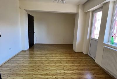 Apartament cu 2 camere decomandat în Exterior Vest - 6