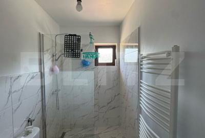 Casă cu 3 camere cu Canalizare în Central - 2