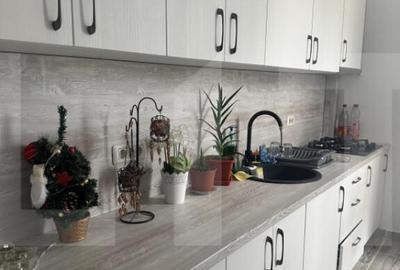 Apartament de vanzare, cu 5 camere, 160 mp, zona Vlaicu - 1